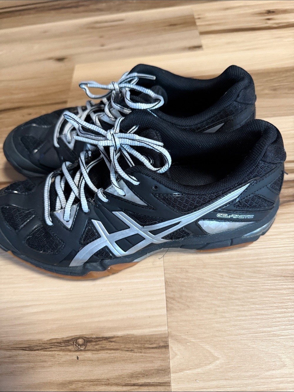 ASICS Women's Black and Silver Athletic Shoes